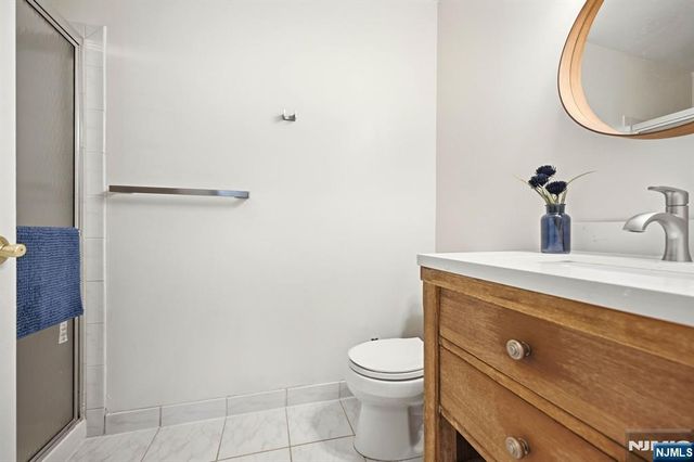 123 Barclay Drive 1132, Nutley, NJ 07110