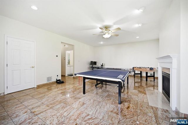 123 Barclay Drive 1132, Nutley, NJ 07110