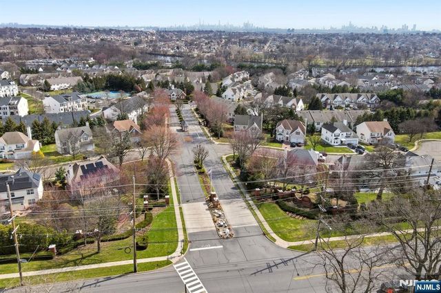 123 Barclay Drive 1132, Nutley, NJ 07110