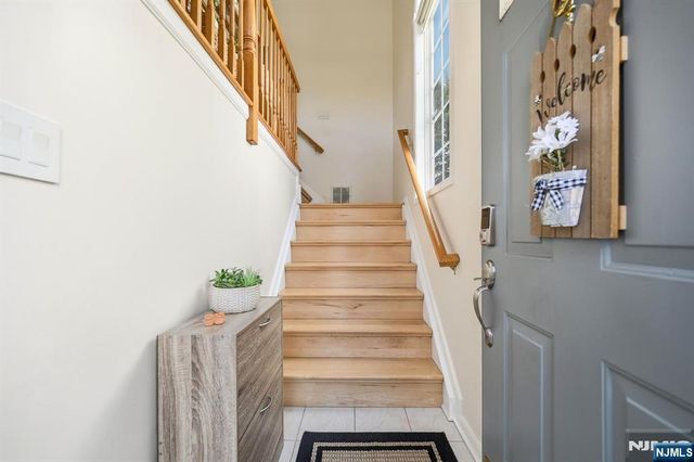 123 Barclay Drive 1132, Nutley, NJ 07110