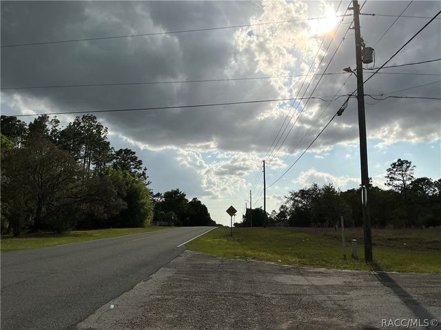9186 N Akola Way, Citrus Springs, FL 34434