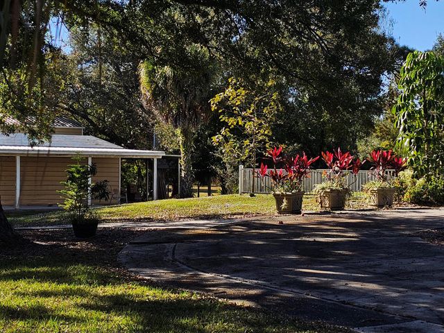 2990 NE 52nd Drive, Okeechobee, FL 34972