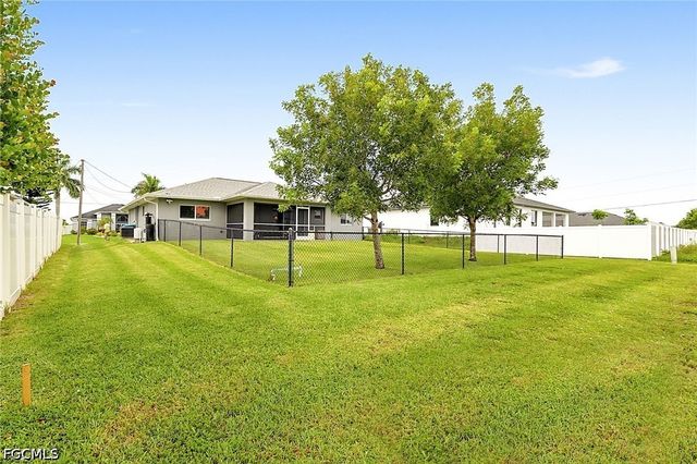 1904 NW Embers TER, Cape Coral, FL 33993