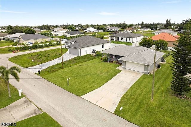 1904 NW Embers TER, Cape Coral, FL 33993