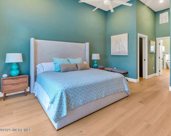 637 Cedar Run Dock Road, West Creek, NJ 08092