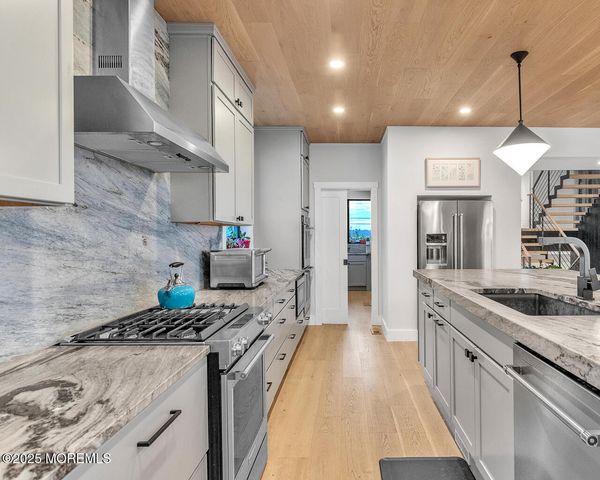 637 Cedar Run Dock Road, West Creek, NJ 08092