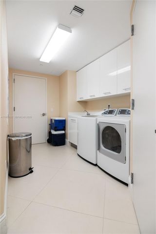 2711 S Ocean Drive 2205, Hollywood, FL 33019