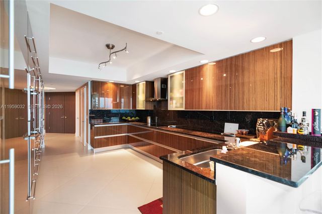 2711 S Ocean Drive 2205, Hollywood, FL 33019