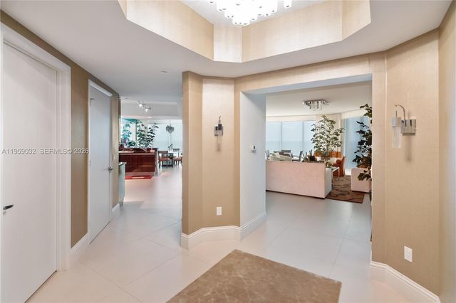 2711 S Ocean Drive 2205, Hollywood, FL 33019