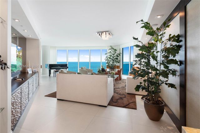 2711 S Ocean Drive 2205, Hollywood, FL 33019