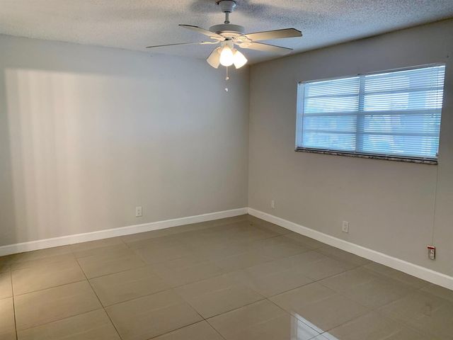 2500 Fiore Way 203-a, Delray Beach, FL 33445
