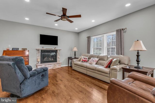 955 NUGENTOWN RD, Little Egg Harbor Twp, NJ 08087