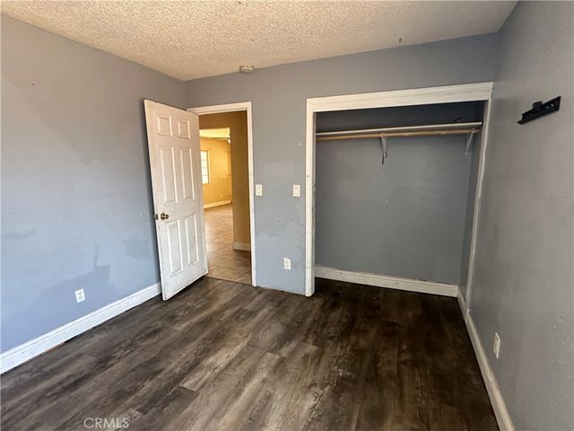 912 Meadows, Bakersfield, CA 93306