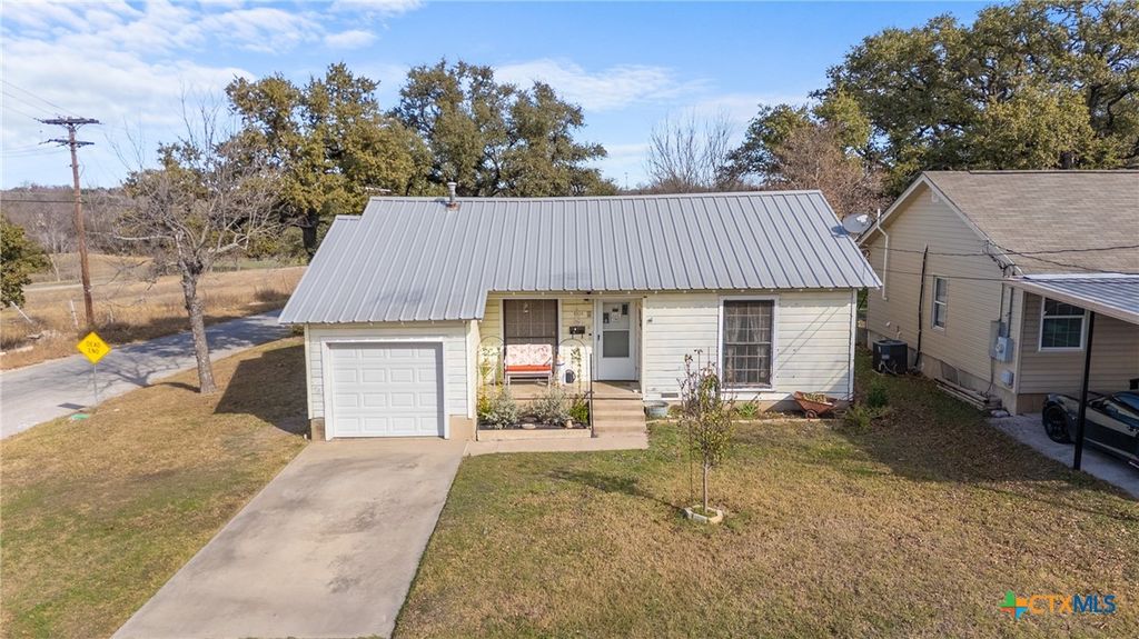 2818 W Avenue H, Temple, TX 76504