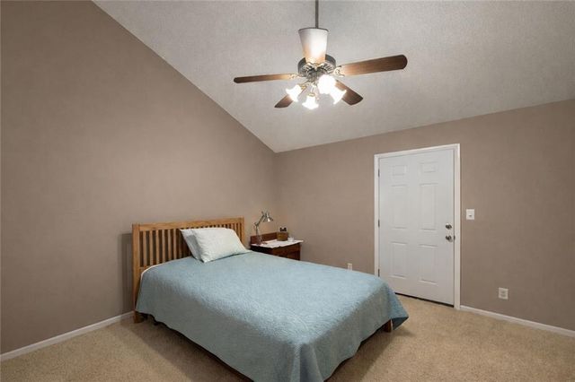 12201 W 79th Terrace, Lenexa, KS 66215