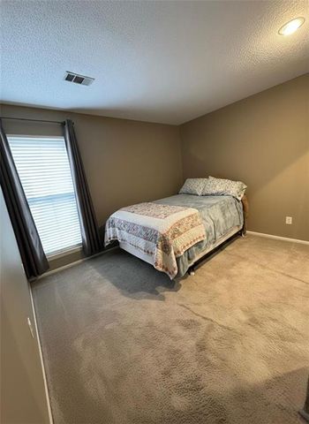 12201 W 79th Terrace, Lenexa, KS 66215