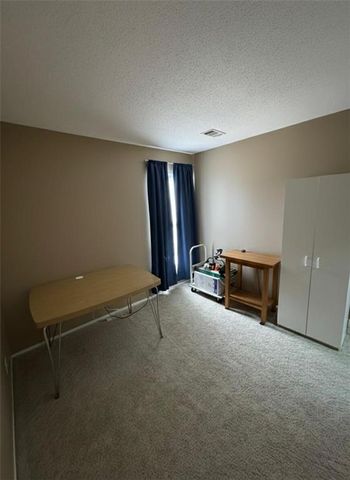 12201 W 79th Terrace, Lenexa, KS 66215