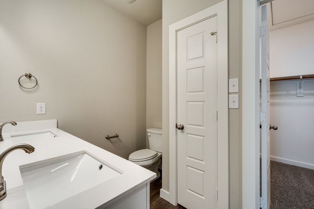 733 Wheatfield Drive, Venus, TX 76084