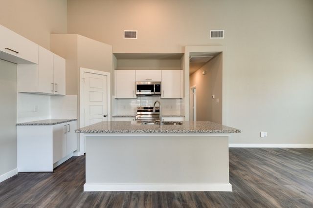 733 Wheatfield Drive, Venus, TX 76084