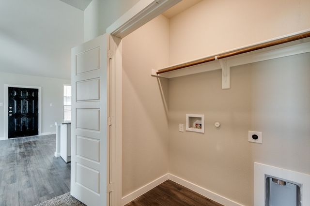 733 Wheatfield Drive, Venus, TX 76084