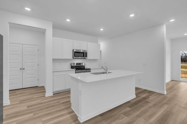 1013 Gleaning Court, Murfreesboro, TN 37127