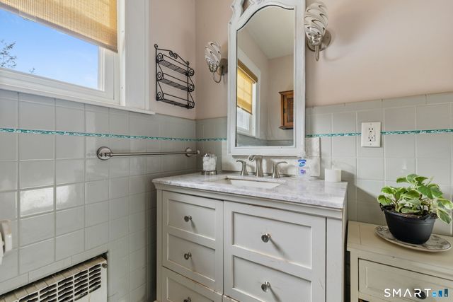 237 North Street, Watertown, CT 06795