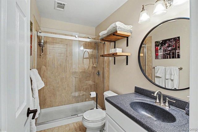 851 Union Street 40, Milford, MI 48381