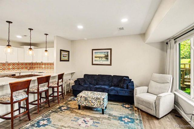 851 Union Street 40, Milford, MI 48381