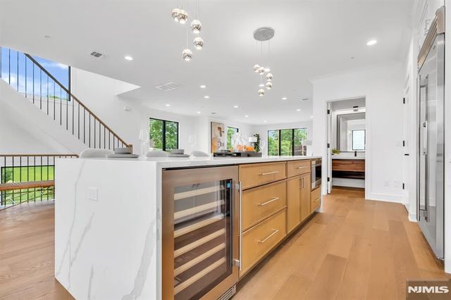 2 Skye Drive, Paramus, NJ 07652