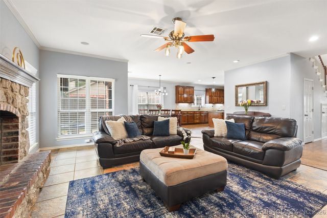 2449 S Tamarack Avenue, Broken Arrow, OK 74012