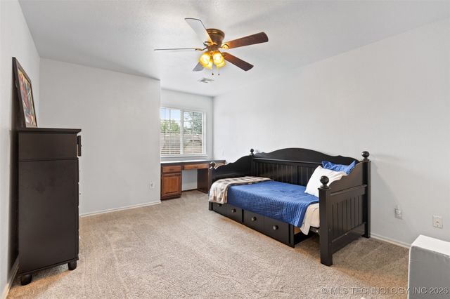 2449 S Tamarack Avenue, Broken Arrow, OK 74012