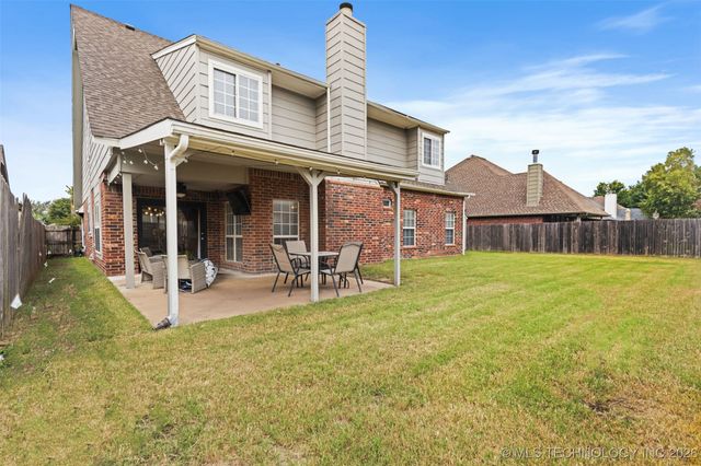 2449 S Tamarack Avenue, Broken Arrow, OK 74012