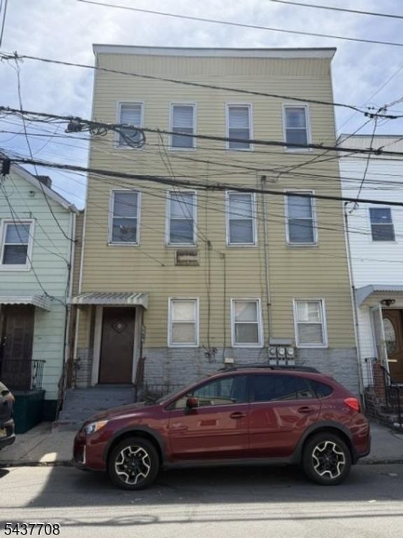 35 Vincent St, Newark City, NJ 07105 — photo 3