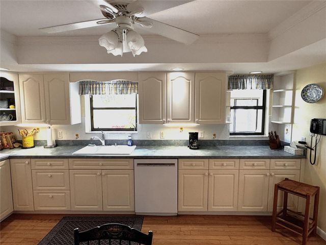 229 LAUREL HOLLOW DRIVE 83, Nokomis, FL 34275