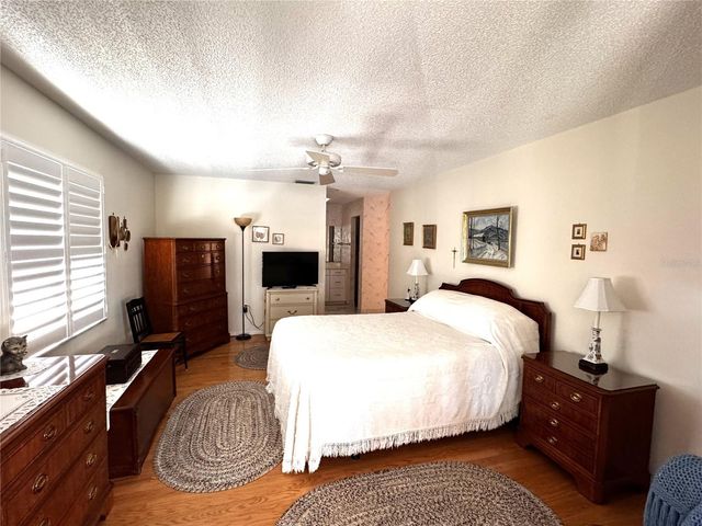 229 LAUREL HOLLOW DRIVE 83, Nokomis, FL 34275