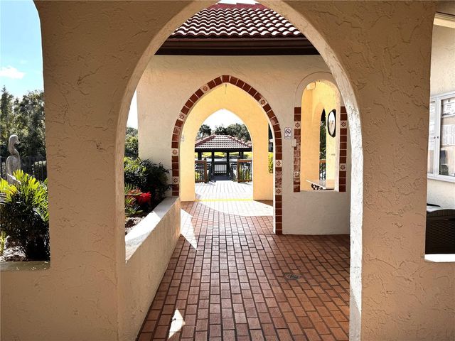 229 LAUREL HOLLOW DRIVE 83, Nokomis, FL 34275