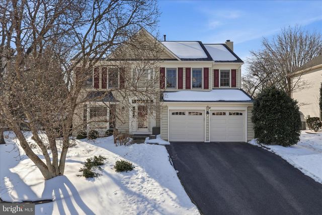 8191 LONE OAK CT, Manassas, VA 20111