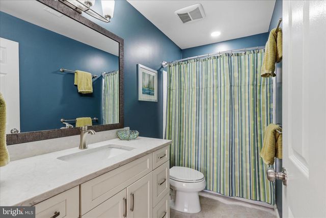 8191 LONE OAK CT, Manassas, VA 20111