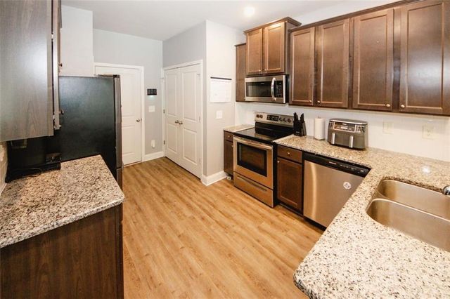 10162 BENTON WOODS Drive, Covington, GA 30014