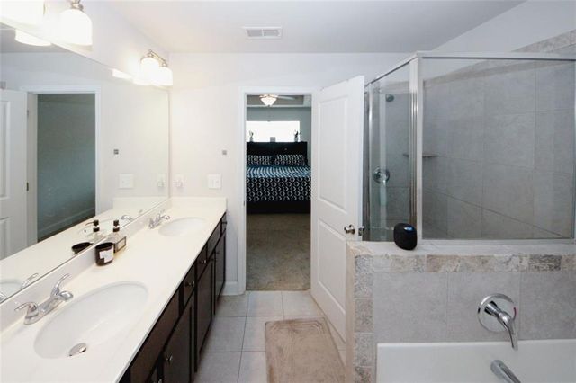 10162 BENTON WOODS Drive, Covington, GA 30014