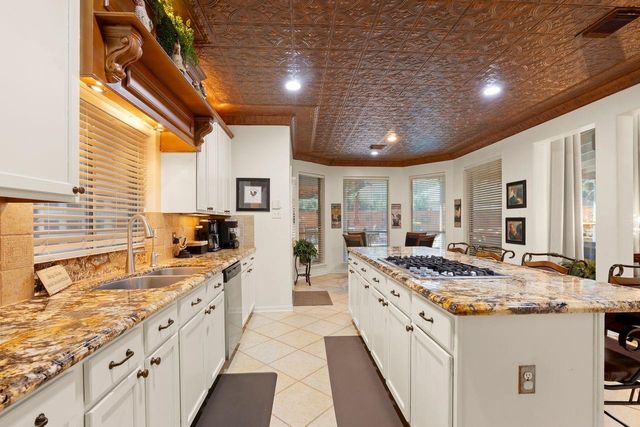 17507 Lone Wolf Pass Pass, Houston, TX 77095