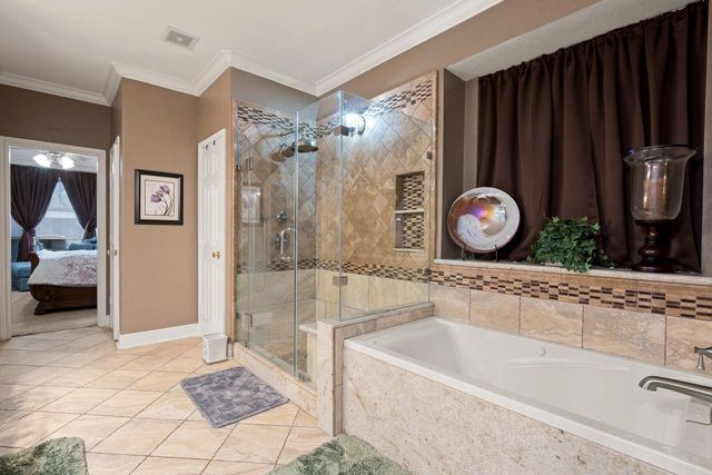 17507 Lone Wolf Pass Pass, Houston, TX 77095