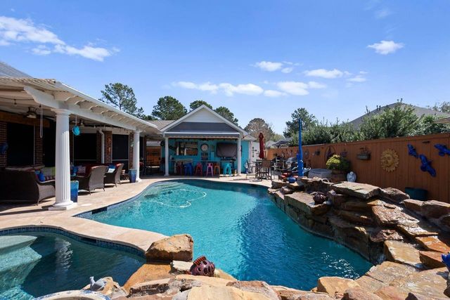 17507 Lone Wolf Pass Pass, Houston, TX 77095