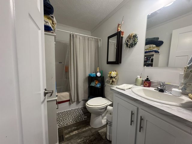 3 Chamberlain Court, Deering, NH 03244