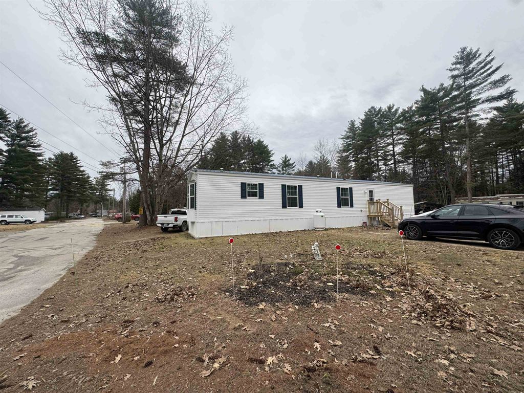 3 Chamberlain Court, Deering, NH 03244
