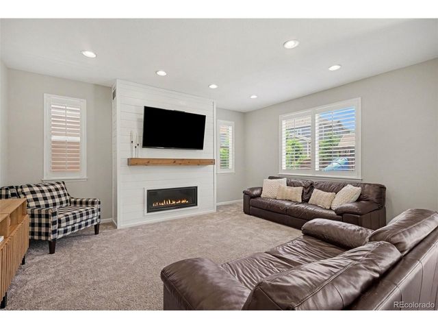 7808 Sabino Ln, Castle Rock, CO 80108