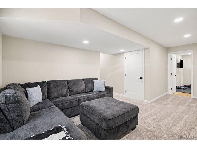 7808 Sabino Ln, Castle Rock, CO 80108