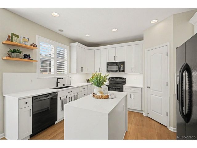 7808 Sabino Ln, Castle Rock, CO 80108