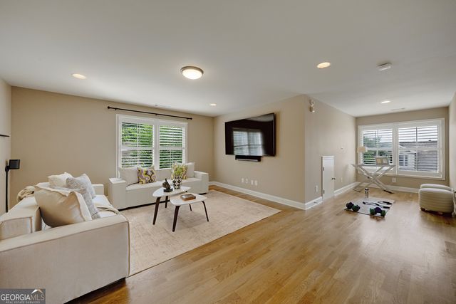 344 Causeway Court, Suwanee, GA 30024