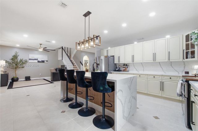 15799 NW 4th Street, Pembroke Pines, FL 33028